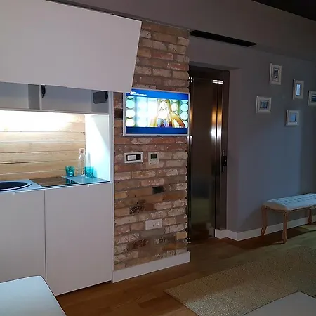 No.900001 Mamaia